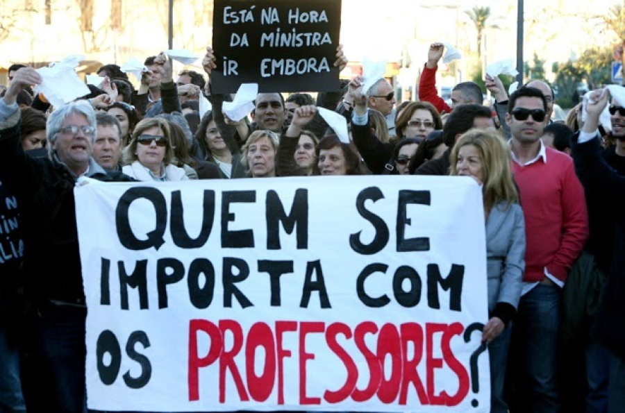 Greve dos Professores do DF avança enquanto o governo ignora a educação e a crise se agrava